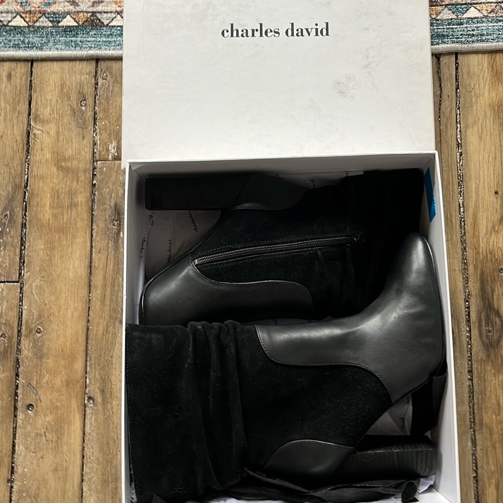 Charles David Leather Boots NWB size 11